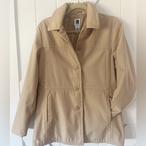 GAP Raincoat - Picture 6 of 9